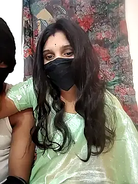 Snapshot of Telugucouple1431 chatting on 5, 5, 2026 Telugucouple1431 online show from 5, 5, 2026