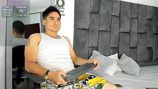 Christopher Harris  online show from 15, 4, 2026