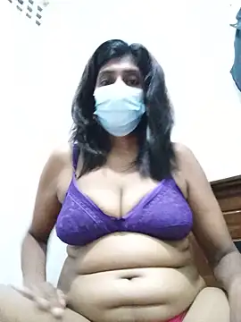 Snapshot of Amisha-35 chatting on 29, 6, 2026 Amisha-35 online show from 29, 6, 2026