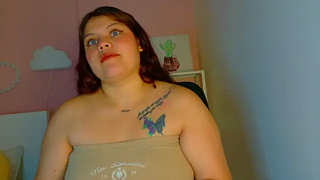 Snapshot of Daphnemoon_ chatting on 7, 4, 2026 Daphnemoon online show from 7, 4, 2026