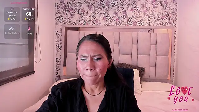 Keyla Brunette  online show from 28, 4, 2026
