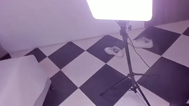 FiorellaLan online show from 24, 4, 2026