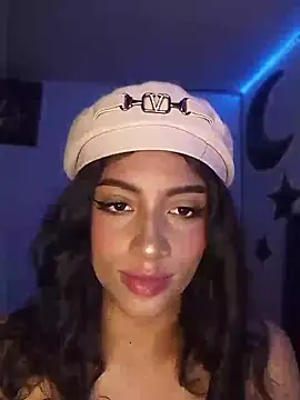 Snapshot of KattyBerryX chatting on 9, 7, 2026 KattyBerryX online show from 9, 7, 2026