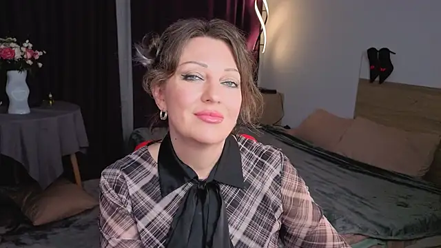 Sirena Fly online show from 17, 6, 2026