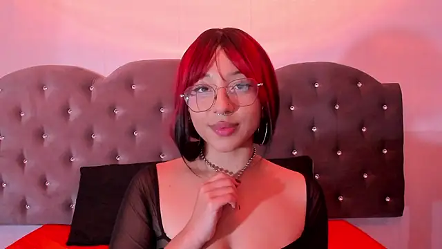Snapshot of Amarantha_rosse chatting on 19, 5, 2026 Amarantha rosse online show from 19, 5, 2026