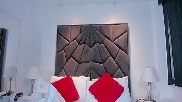 Amelie Fabulous  online show from 22, 3, 2026