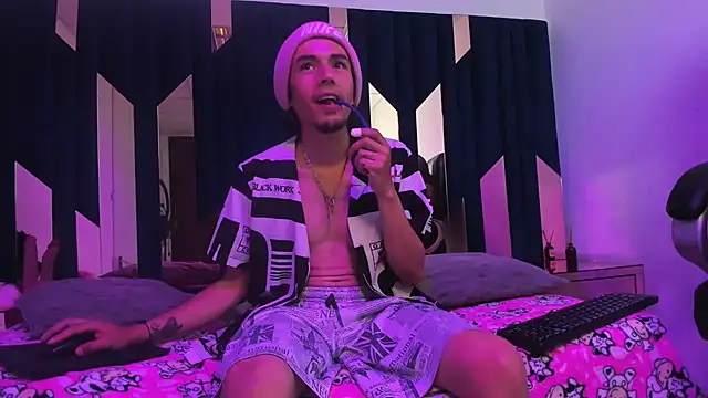 KikyoAndDrey online show from 18, 4, 2026