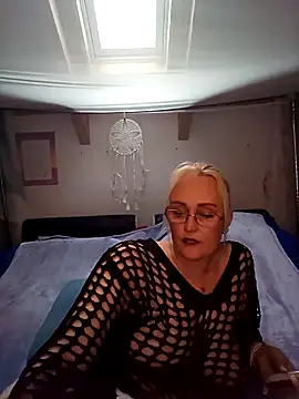 roxy 74 online show from 28, 3, 2026