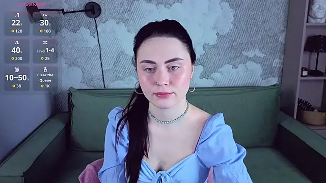 NoraLumi online show from 15, 4, 2026