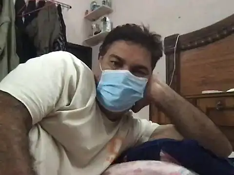 Snapshot of urb0nd chatting on 14, 3, 2026 urb0nd online show from 14, 3, 2026