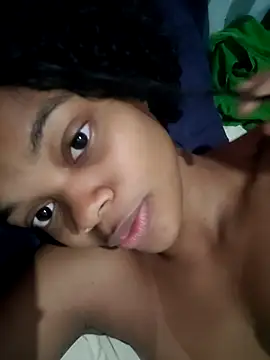 Snapshot of marialuiza2027 chatting on 9, 4, 2026 marialuiza2027 online show from 9, 4, 2026