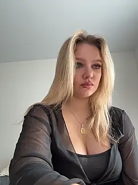 Snapshot of bettyloveu chatting on 6, 5, 2026 bettyloveu online show from 6, 5, 2026