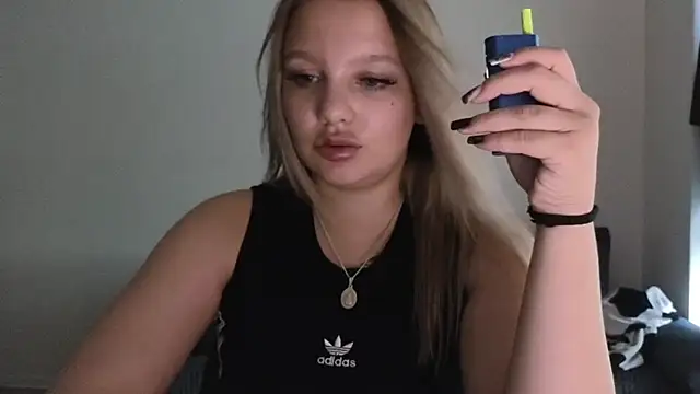 Snapshot of bettyloveu chatting on 28, 7, 2026 bettyloveu online show from 28, 7, 2026