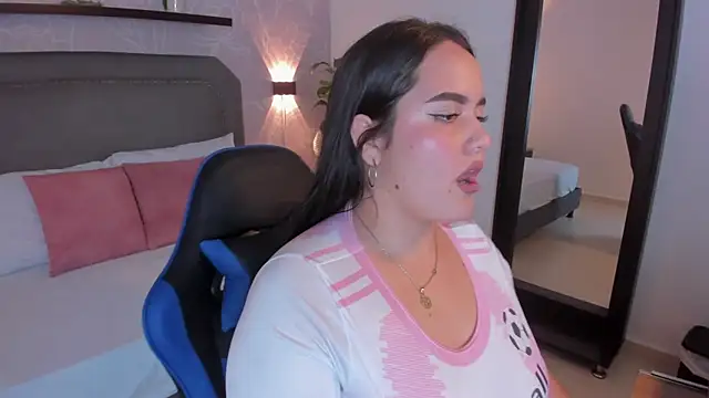 emma dork online show from 25, 3, 2026