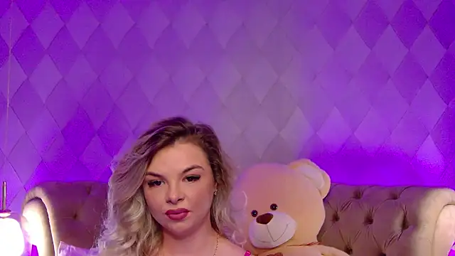 Snapshot of KimmBliss chatting on 23, 5, 2026 KimmBliss online show from 23, 5, 2026