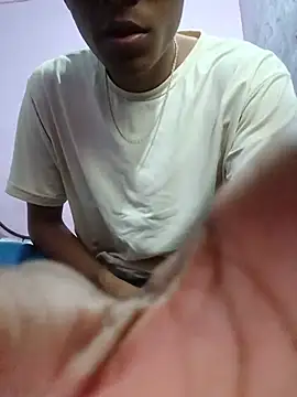 Snapshot of SOYFAKER chatting on 7, 8, 2026 SOYFAKER online show from 7, 8, 2026