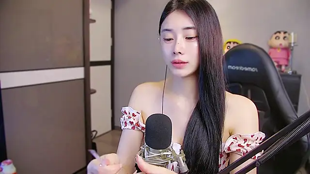 Snapshot of XiaoYuBao- chatting on 11, 6, 2026 XiaoYuBao- online show from 11, 6, 2026