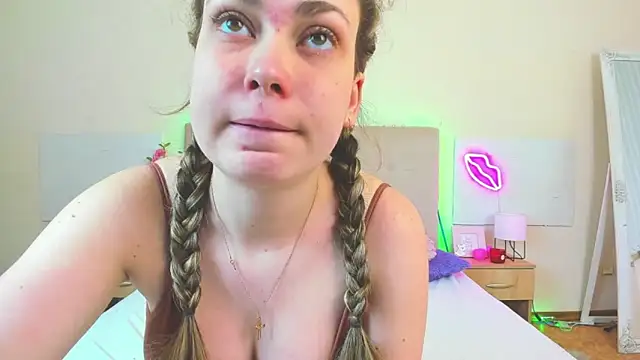 MelanieCuty online show from 18, 4, 2026