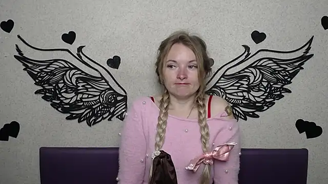 Snapshot of Nic0leDreams chatting on 16, 3, 2026 Nic0leDreams online show from 16, 3, 2026