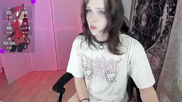 Snapshot of Simochka_w chatting on 17, 6, 2026 Simochka w online show from 17, 6, 2026