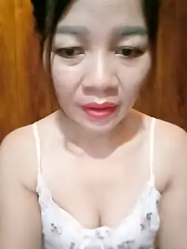 Yiyi102300 online show from 1, 6, 2026