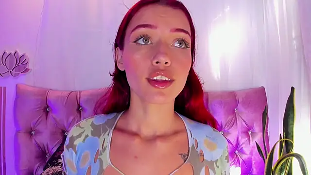 Snapshot of Cherry_Scarlet_ chatting on 28, 7, 2026 Cherry Scarlet online show from 28, 7, 2026