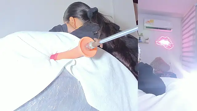 Bella Donne  online show from 18, 4, 2026