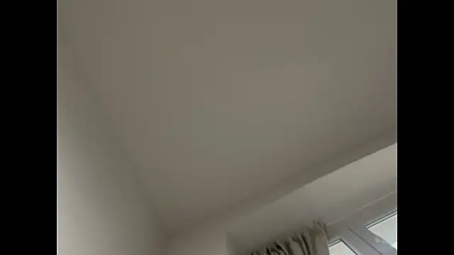 rommmika online show from 28, 3, 2026