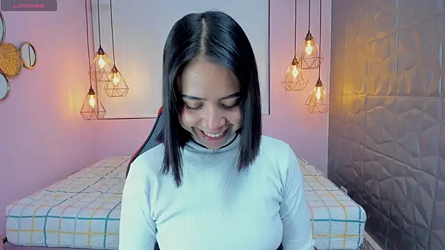 Snapshot of Magic_oliviah chatting on 10, 6, 2026 Magic oliviah online show from 10, 6, 2026