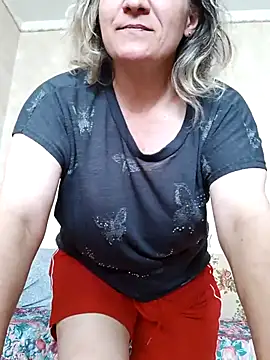Snapshot of KatieLove133 chatting on 8, 7, 2026 KatieLove133 online show from 8, 7, 2026