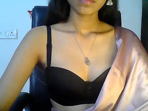 Hot Deepansi02 online show from 10, 7, 2026