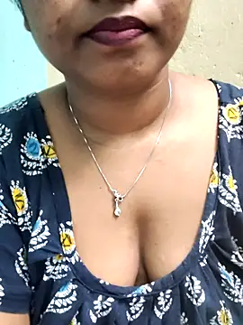 hotmiki online show from 12, 7, 2026