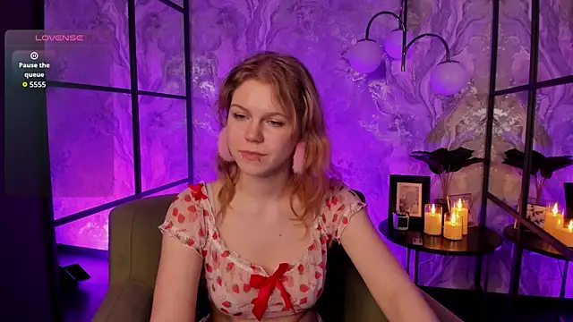 Snapshot of ElizabethVane chatting on 4, 4, 2026 ElizabethVane online show from 4, 4, 2026