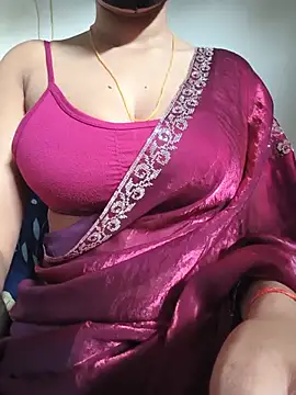 Snapshot of Shalini_08 chatting on 8, 6, 2026 Shalini 08 online show from 8, 6, 2026