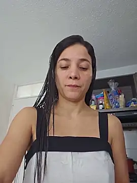 Snapshot of miaeyex chatting on 4, 6, 2026 miaeyex online show from 4, 6, 2026