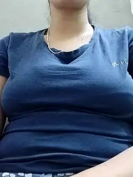 Snapshot of Noor_Sexy02 chatting on 17, 5, 2026 Noor Sexy02 online show from 17, 5, 2026