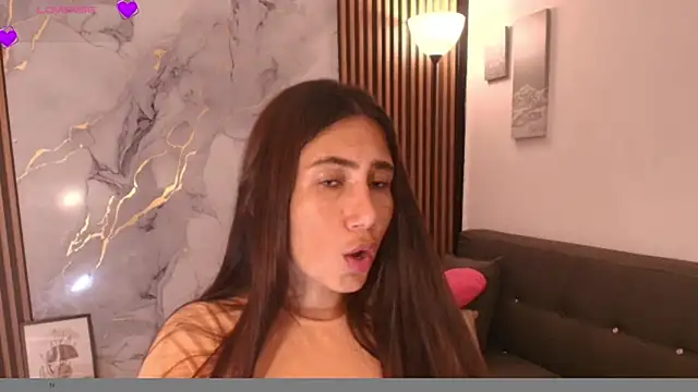 LucyBecker online show from 18, 4, 2026