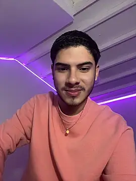 Snapshot of ApoloGray__ chatting on 19, 5, 2026 ApoloGray online show from 19, 5, 2026