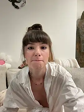 xsugarbabe online show from 20, 4, 2026