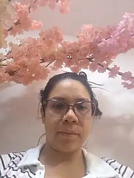 Snapshot of Aila_Phone chatting on 20, 5, 2026 Aila Phone online show from 20, 5, 2026
