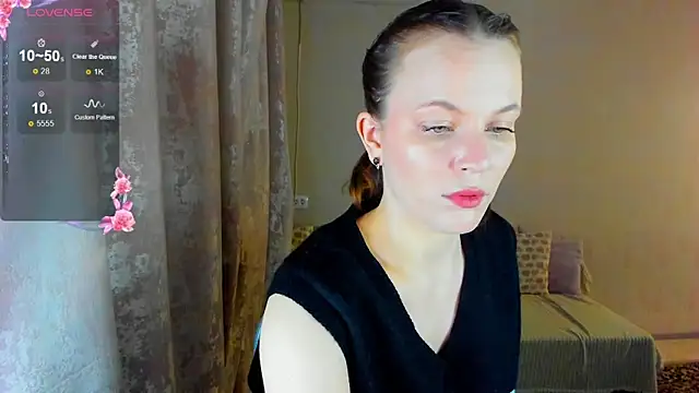 Snapshot of Ev_aaaa chatting on 5, 4, 2026 Ev aaaa online show from 5, 4, 2026