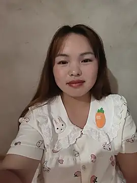 Snapshot of Mina_xYx chatting on 27, 5, 2026 Mina xYx online show from 27, 5, 2026