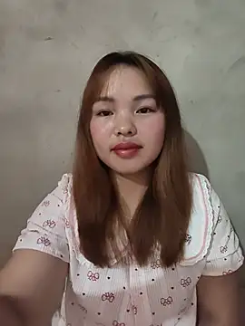 Snapshot of Mina_xYx chatting on 7, 6, 2026 Mina xYx online show from 7, 6, 2026