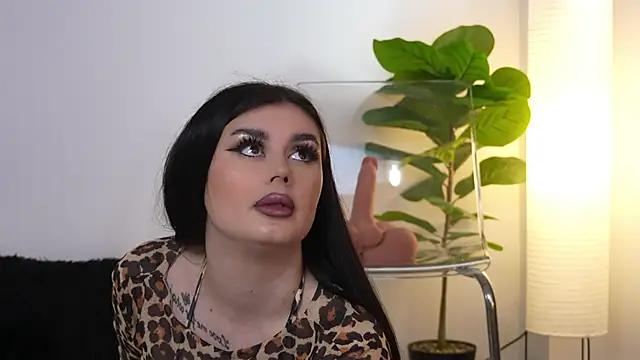 Snapshot of ItsKendra chatting on 1, 4, 2026 ItsKendra online show from 1, 4, 2026