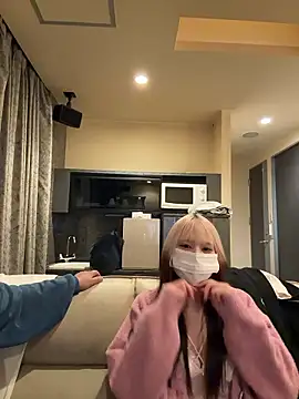 miku chan a online show from 8, 5, 2026