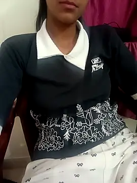 Snapshot of aushi_rajput chatting on 21, 4, 2026 aushi rajput online show from 21, 4, 2026