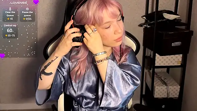 Snapshot of NerissaDeloria chatting on 2, 7, 2026 NerissaDeloria online show from 2, 7, 2026