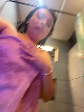 Snapshot of Nahia_Brm chatting on 5, 8, 2026 Nahia Brm online show from 5, 8, 2026