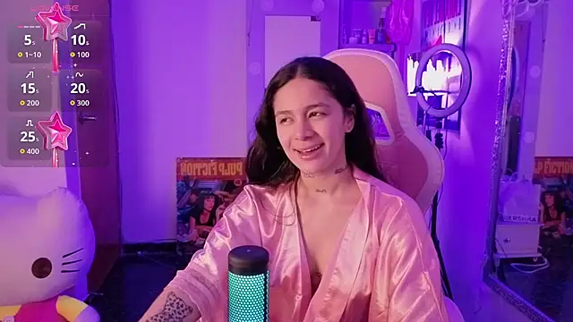 Snapshot of Oliviasims chatting on 13, 4, 2026 Oliviasims online show from 13, 4, 2026