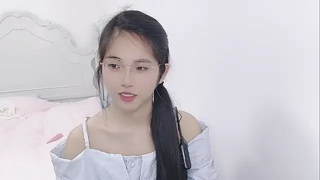 Snapshot of MIAOMIAO-666 chatting on 17, 4, 2026 MIAOMIAO-666 online show from 17, 4, 2026